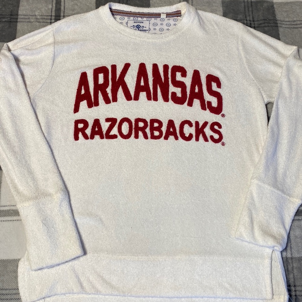 Arkansas Razorback women’s sweater in great shape!